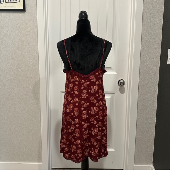 AE LACE SLIP MINI DRESS - Picture 2 of 3